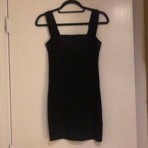 Bodycon black dress